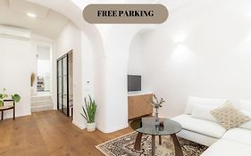 Apartment Mona